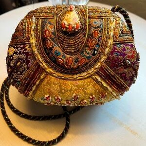 Beautiful beaded Mary Francis handbag. NWOT.